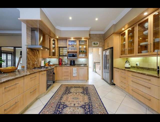 4 BEDROOM CLUSTER FOR SALE IN NORTHCLIFF